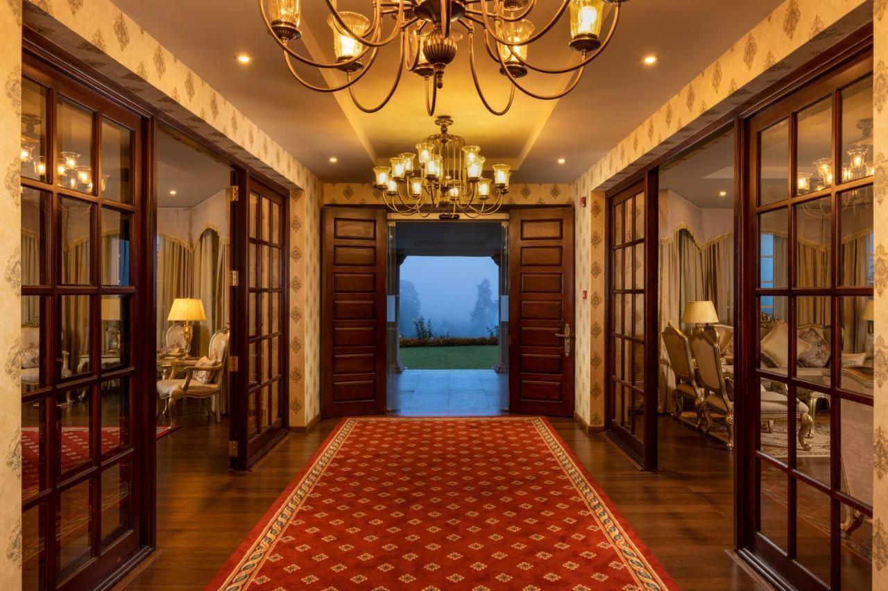 The Westbury Palace Nuwara Eliya Buitenkant foto